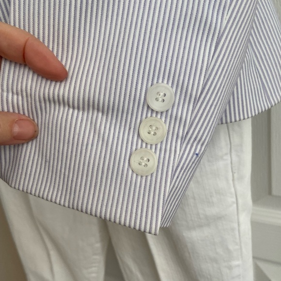 Tahari soft bluish grey striped cotton lined blazer - Picture 4 of 13